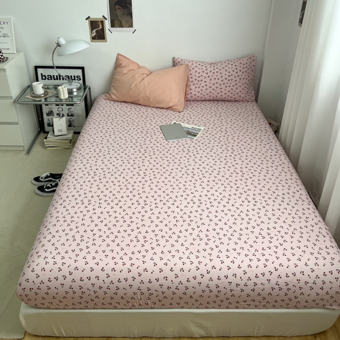 91家纺网 家纺一手货源 找家纺 梦嘉居 2023新款水洗棉双层纱亲肤舒适单床笠 粉玉+小樱桃