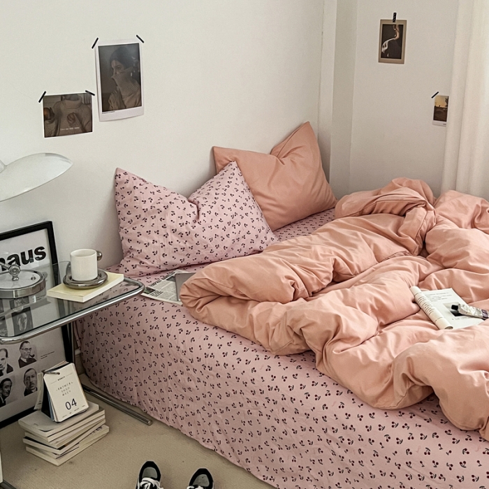 91家纺网 家纺一手货源 找家纺 梦嘉居 2023新款水洗棉双层纱亲肤舒适单床笠 粉玉+小樱桃