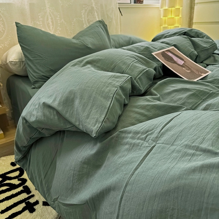 91家纺网 家纺一手货源 找家纺 优色良品 2023新款纯色超柔水洗棉四件套（手机拍摄） 褶皱水洗棉-暗夜绿