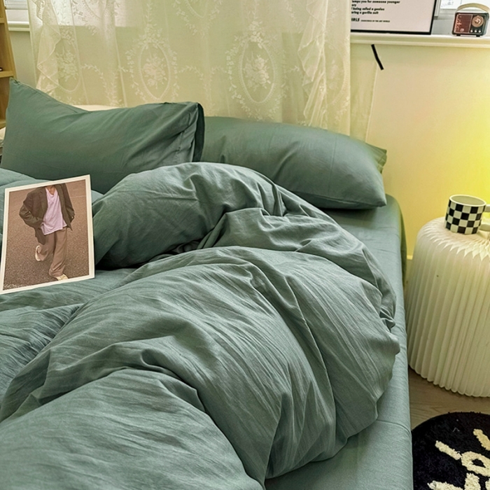 91家纺网 家纺一手货源 找家纺 优色良品 2023新款纯色超柔水洗棉四件套（手机拍摄） 褶皱水洗棉-暗夜绿