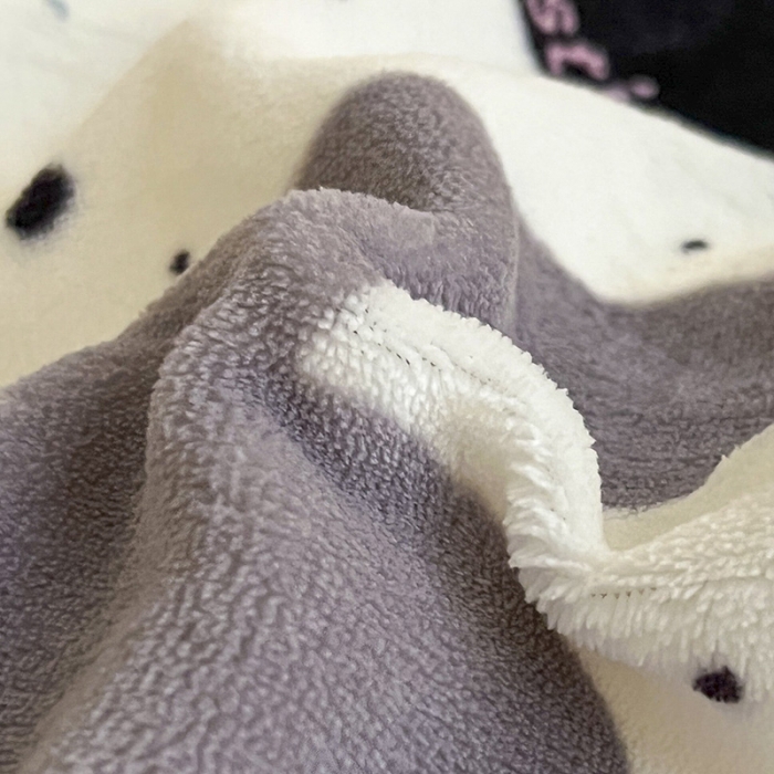 91家纺网 家纺一手货源 找家纺 金丝鸟家纺 2023新款220g全消光简约款牛奶绒四件套 奇幻字母