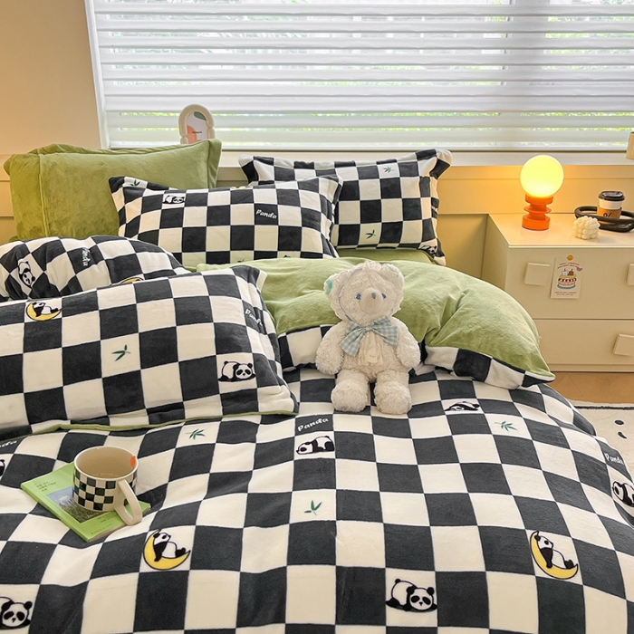 91家纺网 家纺一手货源 找家纺 金丝鸟家纺 2023新款220g全消光简约款牛奶绒四件套 棋盘国宝