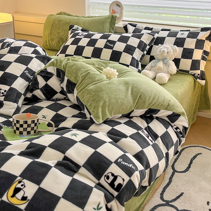 91家纺网 家纺一手货源 找家纺 金丝鸟家纺 2023新款220g全消光简约款牛奶绒四件套 棋盘国宝