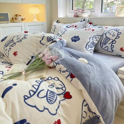 91家纺网 家纺一手货源 找家纺 金丝鸟家纺 2023新款220g全消光印花款牛奶绒四件套 蓝色小恐龙