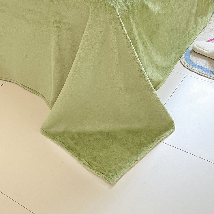 91家纺网 家纺一手货源 找家纺 金丝鸟家纺 2023新款220g全消光印花款牛奶绒四件套 蓝色兔