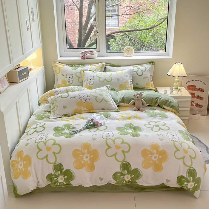 91家纺网 家纺一手货源 找家纺 金丝鸟家纺 2023新款220g全消光印花款牛奶绒四件套 清新小可爱