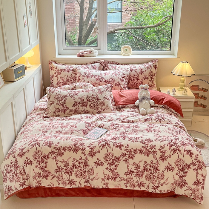 91家纺网 家纺一手货源 找家纺 金丝鸟家纺 2023新款220g全消光印花款牛奶绒四件套 知秋 红