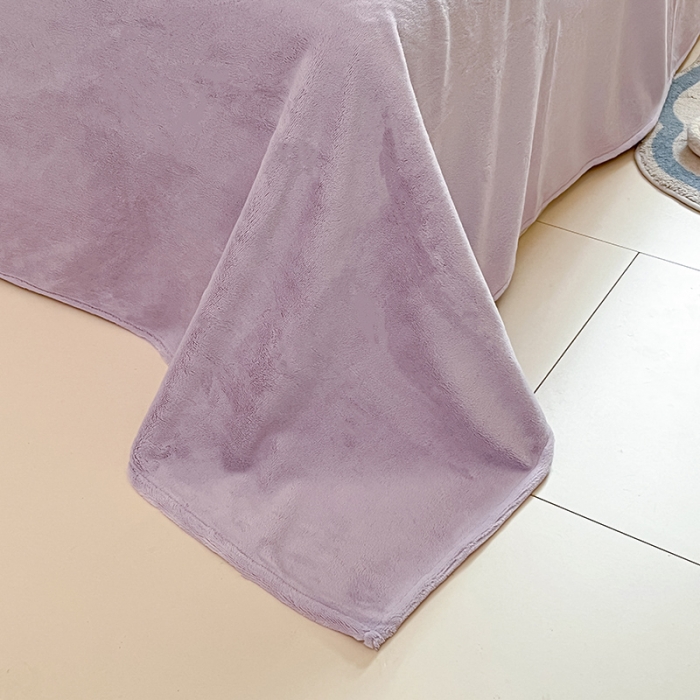 91家纺网 家纺一手货源 找家纺 金丝鸟家纺 2023新款220g全消光印花款牛奶绒四件套 紫色花语