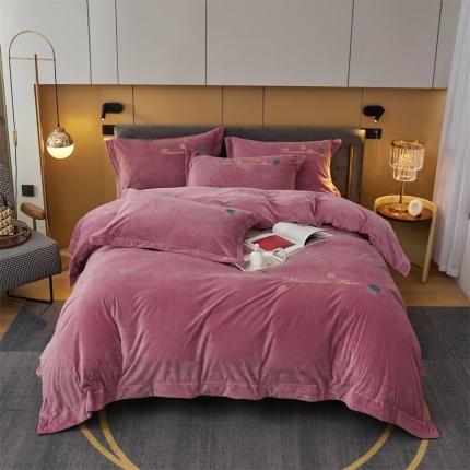 91家纺网 家纺一手货源 找家纺 瑞驰家纺 2023新款A类婴儿绒刺绣加厚保暖四件套—艾丽莎 艾丽莎-豆沙红