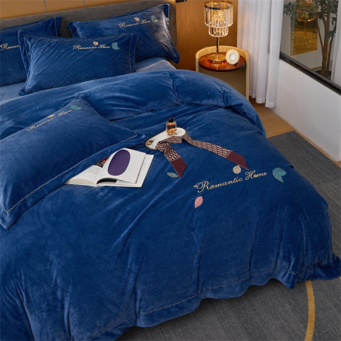 91家纺网 家纺一手货源 找家纺 （总）瑞驰家纺 2023新款A类婴儿绒刺绣加厚保暖四件套—艾丽莎