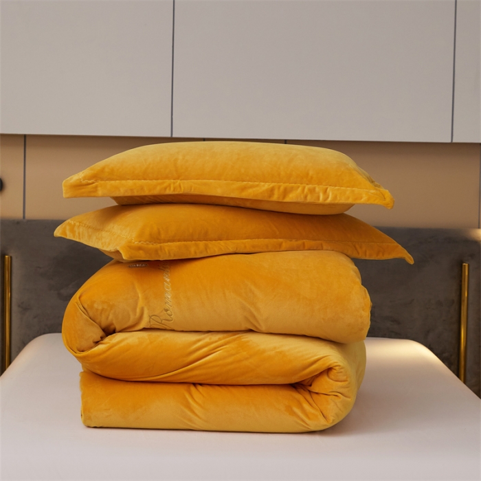 91家纺网 家纺一手货源 找家纺 瑞驰家纺 2023新款A类婴儿绒刺绣加厚保暖四件套—艾丽莎 艾丽莎-姜黄