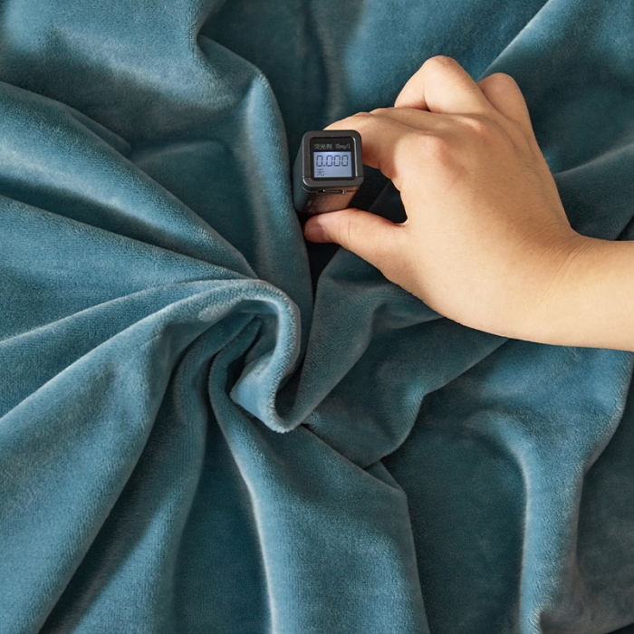 91家纺网 家纺一手货源 找家纺 瑞驰家纺 2023新款A类婴儿绒刺绣加厚保暖四件套—艾丽莎 艾丽莎-叶脉绿