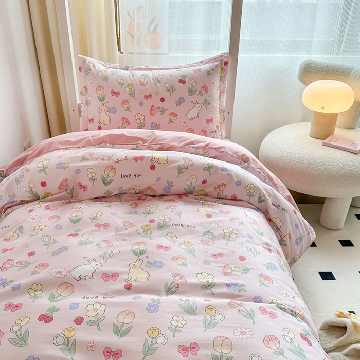 91家纺网 家纺一手货源 找家纺 金鑫汇 2023新款全棉宿舍印花三件套 荷枝桃桃