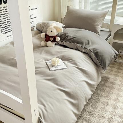 91家纺网 家纺一手货源 找家纺 （总）曼璐 2025新款水洗棉无印风纯色条格单品被套