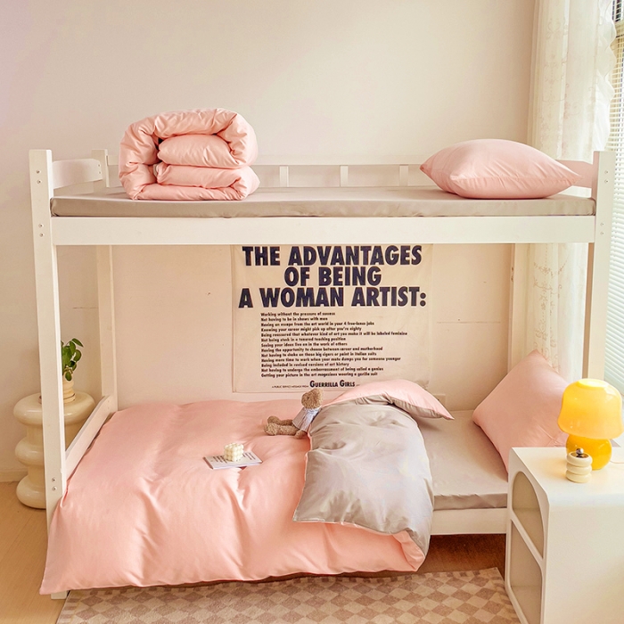 91家纺网 家纺一手货源 找家纺 曼璐 2025新款水洗棉无印风纯色条格单品被套 粉卡其