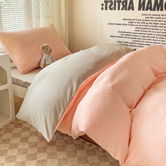 91家纺网 家纺一手货源 找家纺 曼璐 2025新款水洗棉无印风纯色条格单品被套 粉卡其