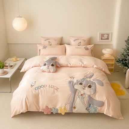 91家纺网 家纺一手货源 找家纺 西西 2023新款100支澳棉贡缎立体刺绣卡通四件套 萌萌兔