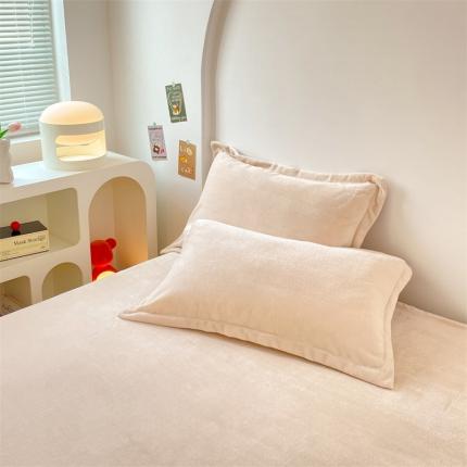 91家纺网 家纺一手货源 找家纺 (总) 新款冬季牛奶绒枕套加厚加绒亲肤柔软枕芯套