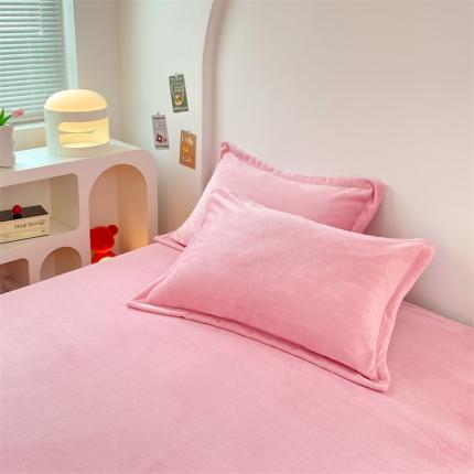 91家纺网 家纺一手货源 找家纺 新款冬季牛奶绒枕套加厚加绒亲肤柔软枕芯套 樱花粉