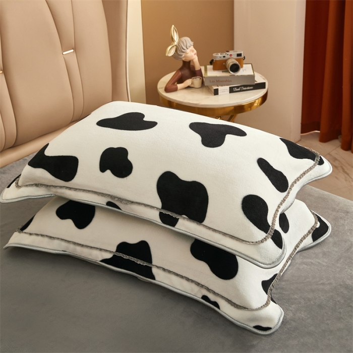 91家纺网 家纺一手货源 找家纺 凤杰 2025新款高克重7斤加厚印花牛奶绒金貂法莱绒四件套 奶牛甜心