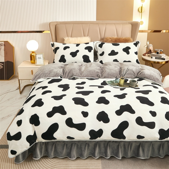 91家纺网 家纺一手货源 找家纺 凤杰 2025新款高克重7斤加厚印花牛奶绒金貂法莱绒四件套 奶牛甜心