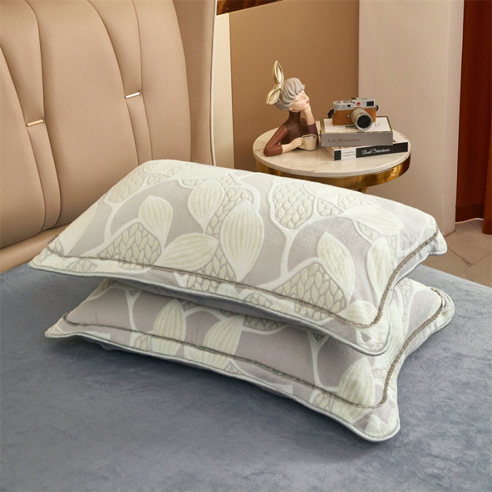 91家纺网 家纺一手货源 找家纺 凤杰 2025新款高克重7斤加厚印花牛奶绒金貂法莱绒四件套 青衫