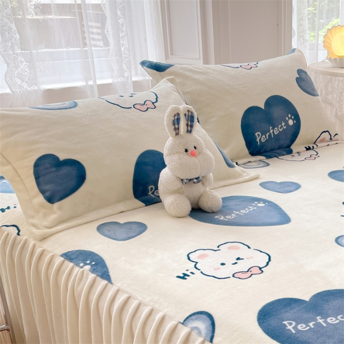 91家纺网 家纺一手货源 找家纺 梦舒羽 2025新款冬季牛奶绒枕套加厚加绒亲肤柔软枕芯套 爱心兔