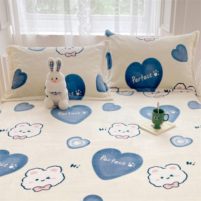 91家纺网 家纺一手货源 找家纺 梦舒羽 2025新款冬季牛奶绒枕套加厚加绒亲肤柔软枕芯套 爱心兔