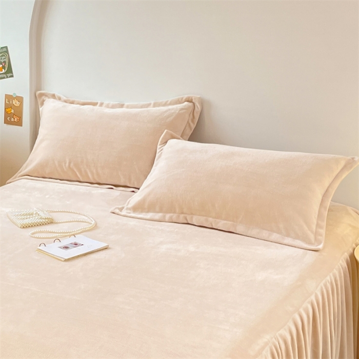 91家纺网 家纺一手货源 找家纺 梦舒羽 2025新款冬季牛奶绒枕套加厚加绒亲肤柔软枕芯套 米黄