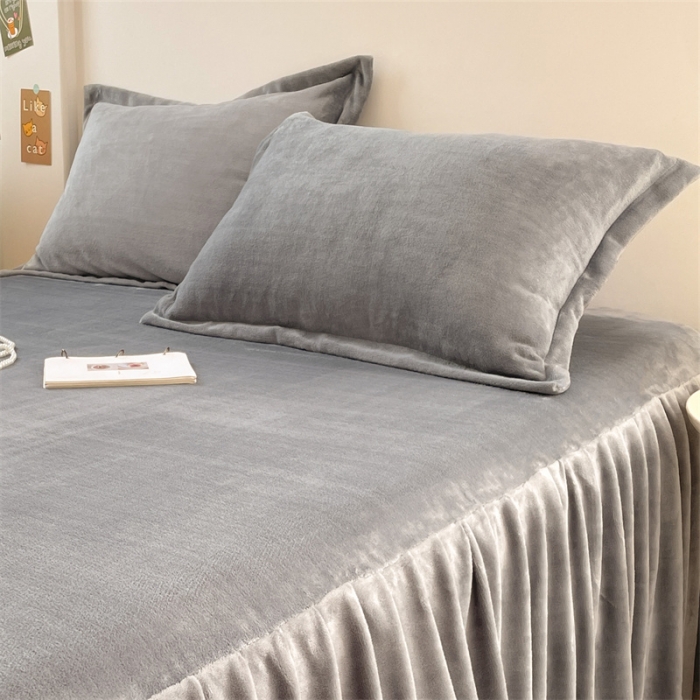 91家纺网 家纺一手货源 找家纺 梦舒羽 2025新款冬季牛奶绒枕套加厚加绒亲肤柔软枕芯套 银优灰