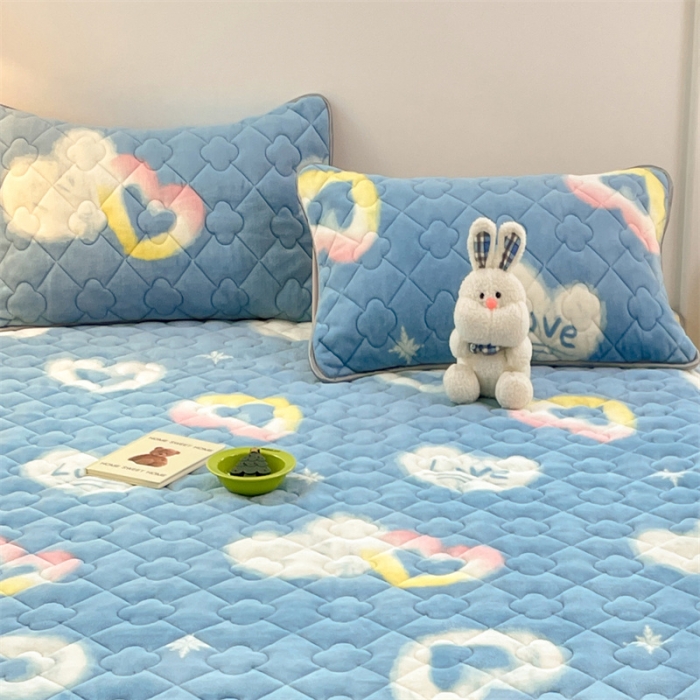 91家纺网 家纺一手货源 找家纺 梦舒羽 2025新款冬季牛奶绒夹棉加厚加绒亲肤柔软枕芯套 爱意浓浓