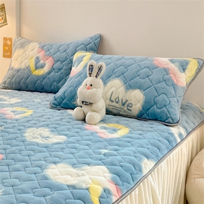 91家纺网 家纺一手货源 找家纺 梦舒羽 2025新款冬季牛奶绒夹棉加厚加绒亲肤柔软枕芯套 爱意浓浓