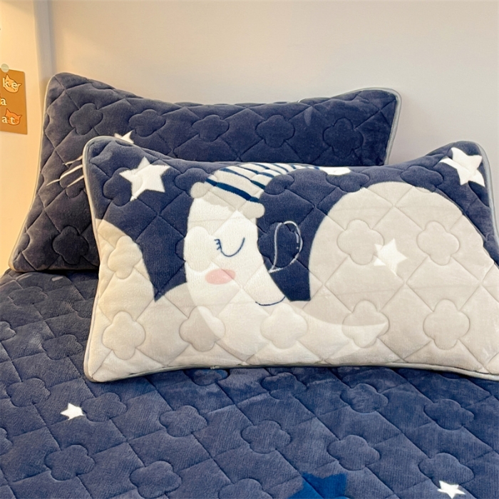 91家纺网 家纺一手货源 找家纺 梦舒羽 2025新款冬季牛奶绒夹棉加厚加绒亲肤柔软枕芯套 晚安