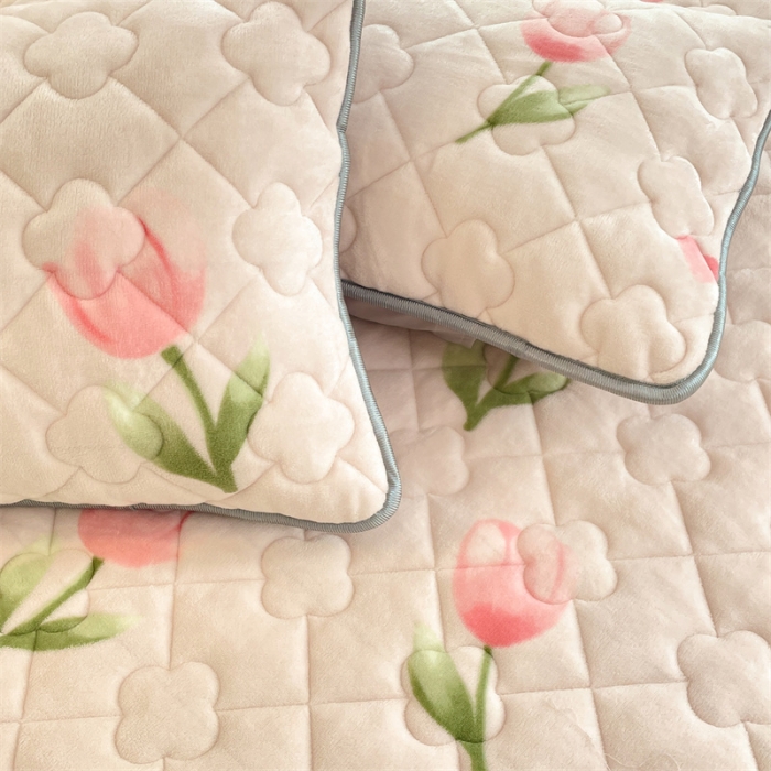 91家纺网 家纺一手货源 找家纺 梦舒羽 2025新款冬季牛奶绒夹棉加厚加绒亲肤柔软枕芯套 郁金香