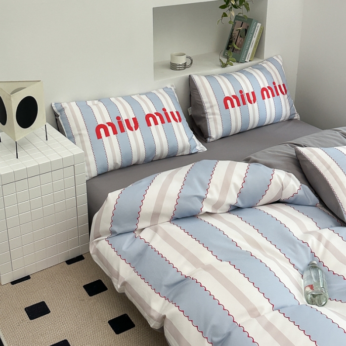 91家纺网 家纺一手货源 找家纺 摩卡 2024新款亲肤四季棉四季款现代简约系列四件套 缪缪