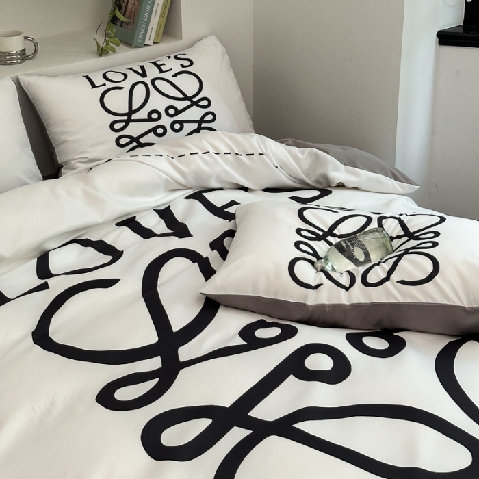 91家纺网 家纺一手货源 找家纺 摩卡 2024新款亲肤四季棉四季款现代简约系列四件套 至爱-白