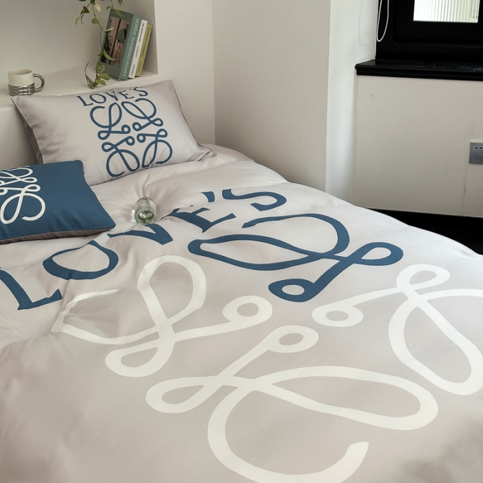 91家纺网 家纺一手货源 找家纺 摩卡 2024新款亲肤四季棉四季款现代简约系列四件套 至爱-蓝灰