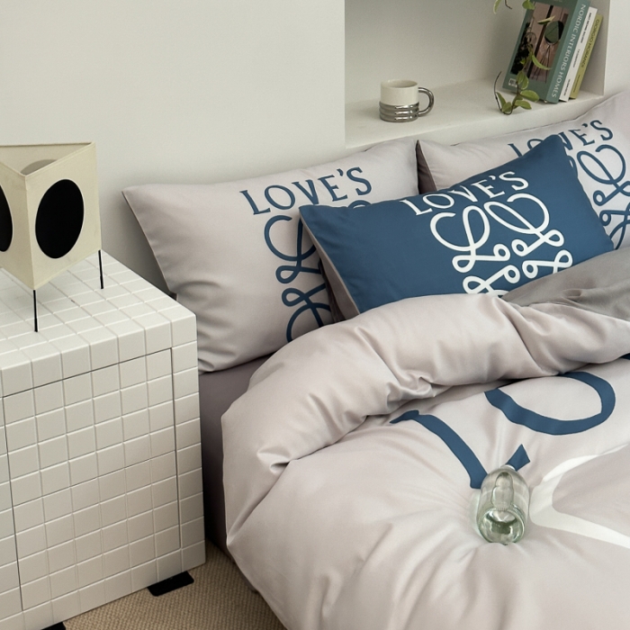 91家纺网 家纺一手货源 找家纺 摩卡 2024新款亲肤四季棉四季款现代简约系列四件套 至爱-蓝灰