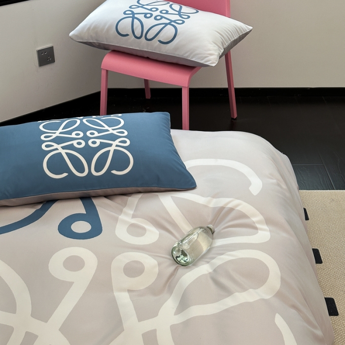 91家纺网 家纺一手货源 找家纺 摩卡 2024新款亲肤四季棉四季款现代简约系列四件套 至爱-蓝灰