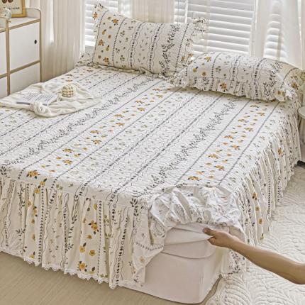 91家纺网 家纺一手货源 找家纺 罗艺轩 2024新款全棉花边床笠式夹棉床裙三件套波塞尔庄园芙拉花园