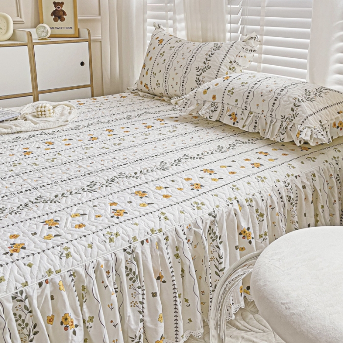 91家纺网 家纺一手货源 找家纺 罗艺轩 2024新款全棉花边床笠式夹棉床裙三件套波塞尔庄园芙拉花园