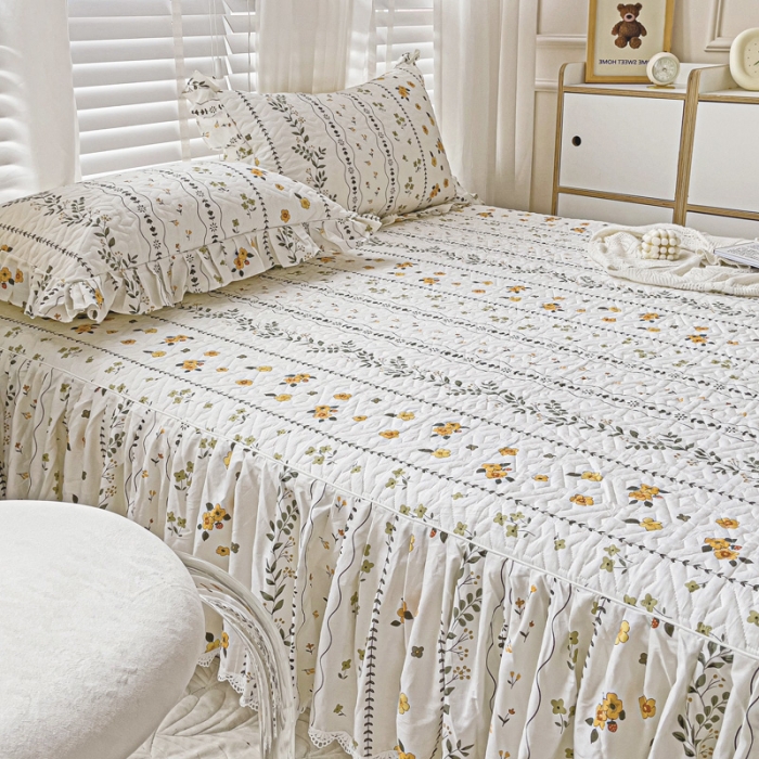 91家纺网 家纺一手货源 找家纺 罗艺轩 2024新款全棉花边床笠式夹棉床裙三件套波塞尔庄园芙拉花园