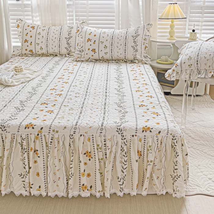 91家纺网 家纺一手货源 找家纺 罗艺轩 2024新款全棉花边床笠式夹棉床裙三件套波塞尔庄园芙拉花园