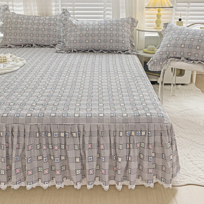 91家纺网 家纺一手货源 找家纺 罗艺轩 2024新款全棉花边床笠式夹棉床裙三件套波塞尔庄园路易