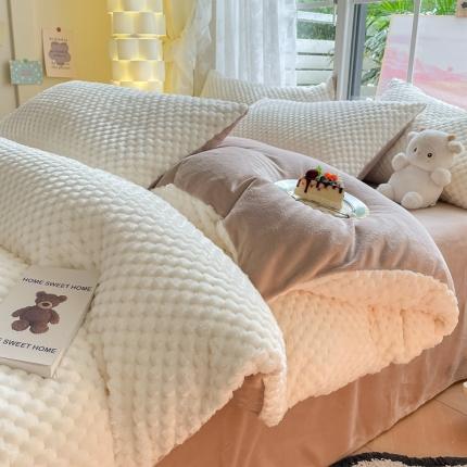 91家纺网 家纺一手货源 找家纺 （总）莱米 2023新款直播爆款牛奶绒豆豆绒四件套高克重豆豆绒四件套