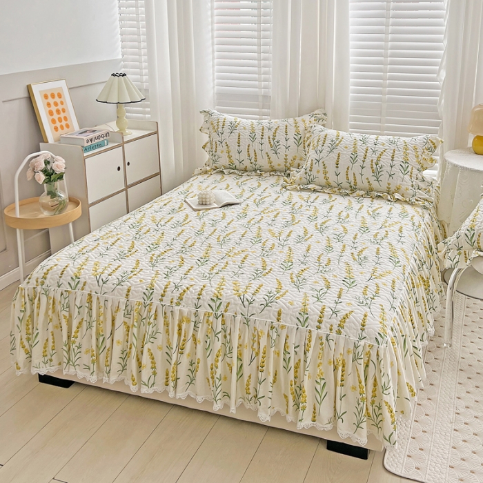 91家纺网 家纺一手货源 找家纺 罗艺轩 2024新款全棉花边床笠式夹棉床裙三件套波赛尔庄园-飘絮