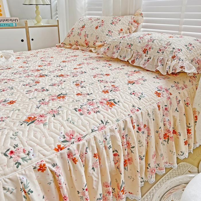 91家纺网 家纺一手货源 找家纺 罗艺轩 2024新款全棉花边床笠式夹棉床裙三件套波赛尔庄园-小时光