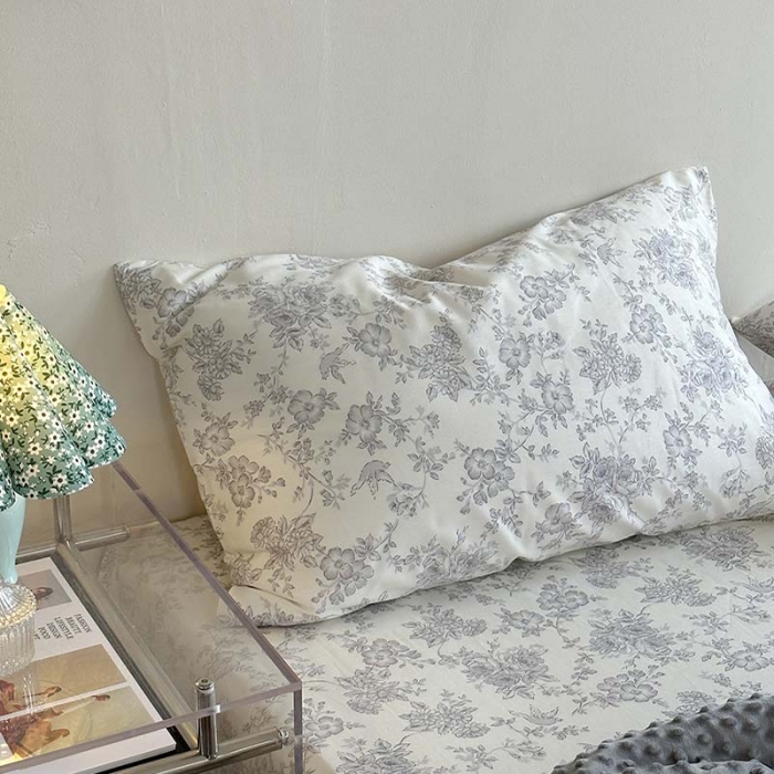 91家纺网 家纺一手货源 找家纺 星期八 2023新款复古碎花全棉豆豆春秋被四件套 白山茶