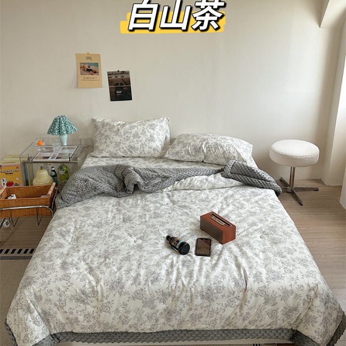 91家纺网 家纺一手货源 找家纺 星期八 2023新款复古碎花全棉豆豆春秋被四件套 白山茶