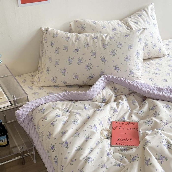 91家纺网 家纺一手货源 找家纺 星期八 2023新款复古碎花全棉豆豆春秋被四件套 风信子